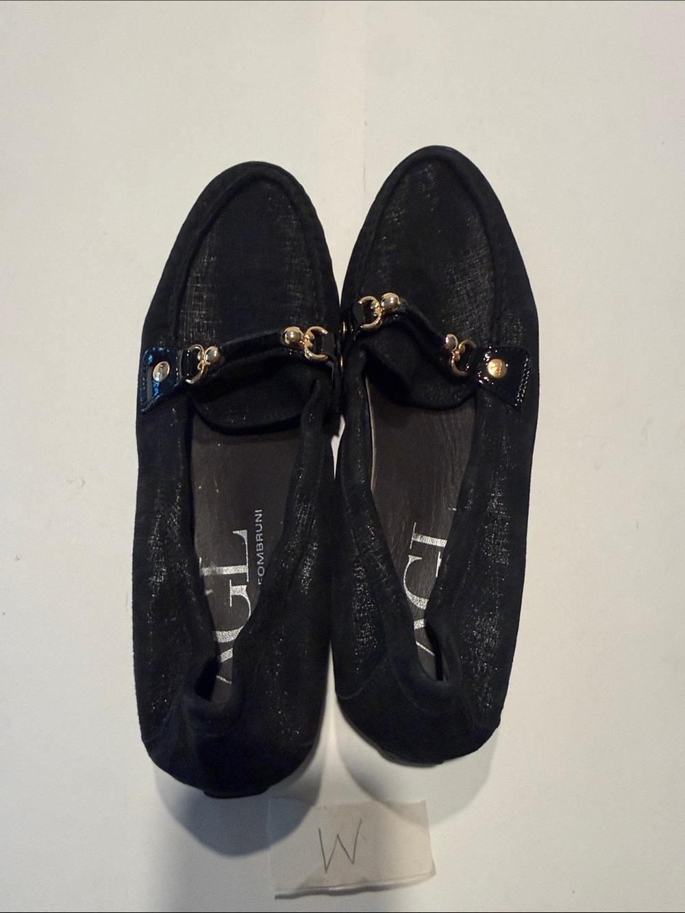 Attilio Giusti Leombruni Black Loafer Flats with Gold Hardware - Picture 3 of 4